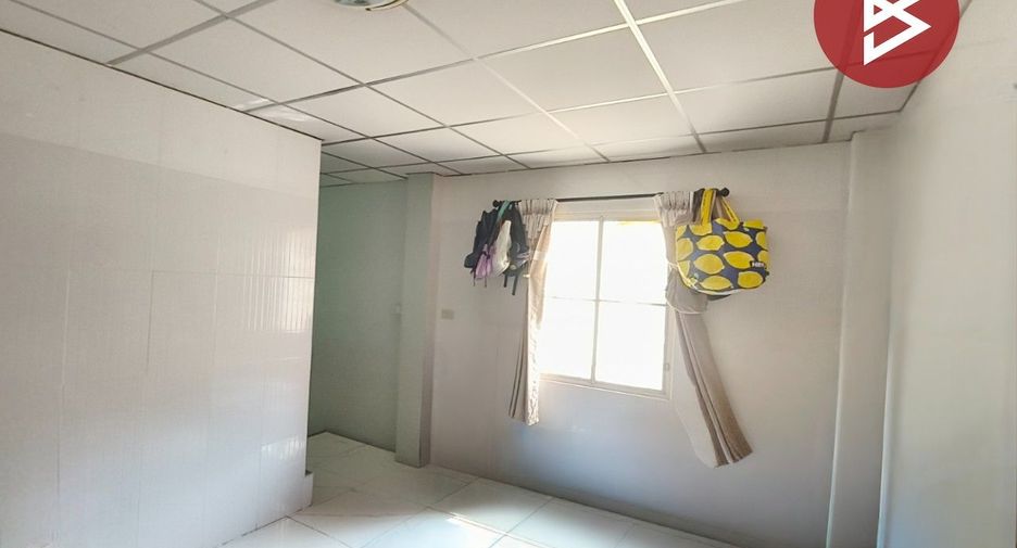 For sale 2 ベッドルーム townhouse in Mueang Chon Buri, Chonburi