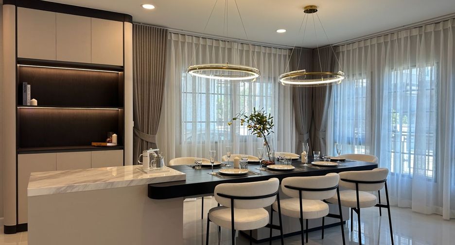 For rent 4 bedrooms house in Bang Phli, Samut Prakan