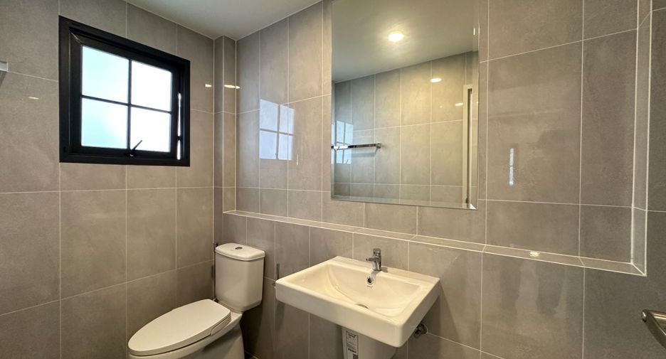 For rent 4 bedrooms house in Bang Phli, Samut Prakan