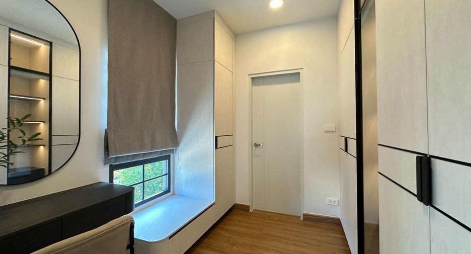 For rent 4 bedrooms house in Bang Phli, Samut Prakan