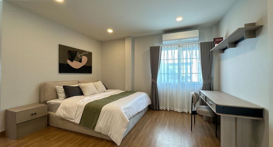 For rent 4 bedrooms house in Bang Phli, Samut Prakan