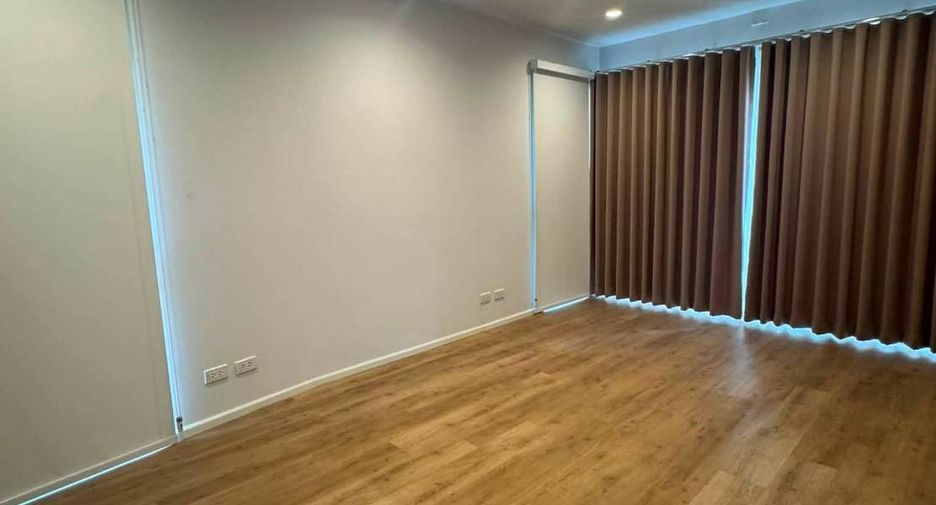 For sale 3 bedrooms townhouse in Mueang Chiang Mai, Chiang Mai