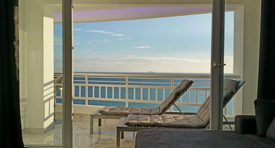 For rent and for sale 3 bedrooms condo in Jomtien, Pattaya