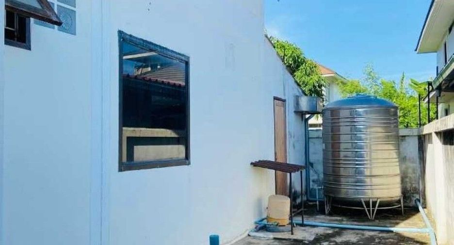 For sale 4 bedrooms house in Mueang Phitsanulok, Phitsanulok