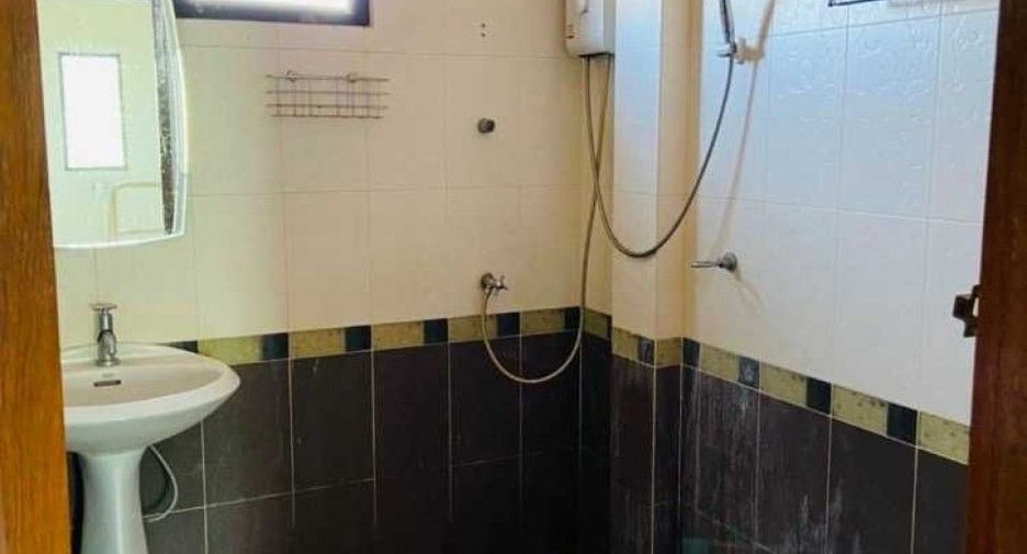 For sale 4 bedrooms house in Mueang Phitsanulok, Phitsanulok
