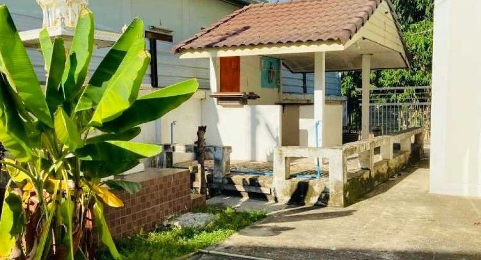 For sale 4 bedrooms house in Mueang Phitsanulok, Phitsanulok