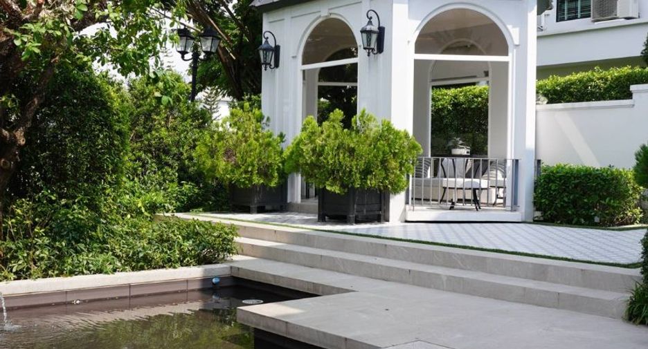 Casa en alquiler y en venta de 5 habitaciones en Saphan Sung, Bangkok
