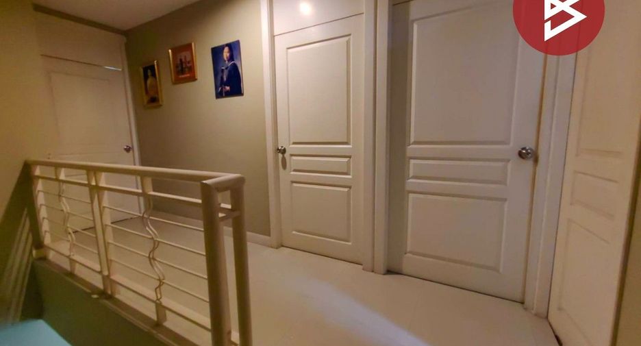For sale 3 ベッドルーム house in Bang Sao Thong, Samut Prakan