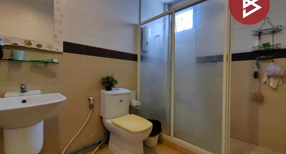 For sale 3 ベッドルーム house in Bang Sao Thong, Samut Prakan