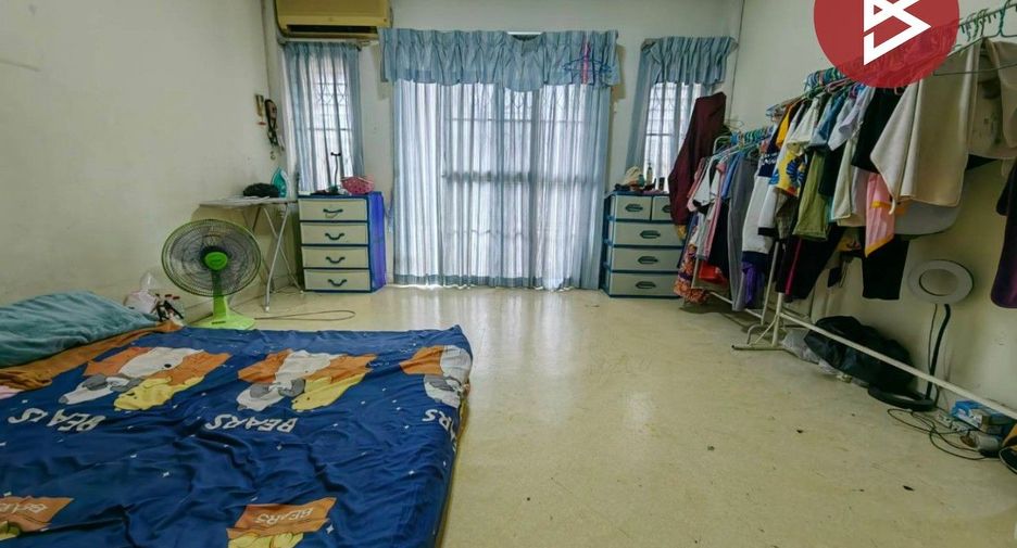 For sale 2 bedrooms townhouse in Lat Krabang, Bangkok