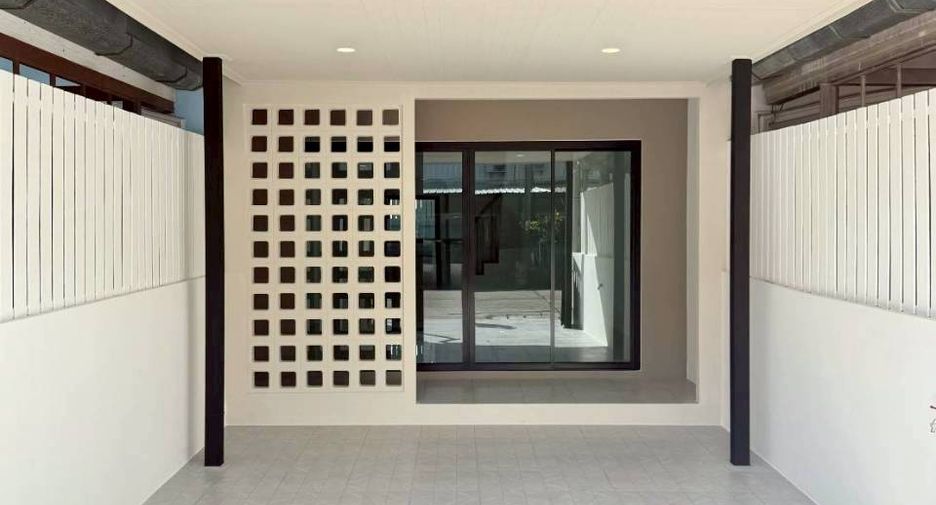Casa adosada en venta de 2 habitaciones en Kathu, Phuket