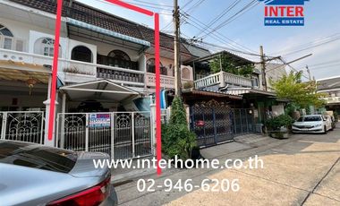 For sale 2 bedrooms townhouse in Saphan Sung, Bangkok
