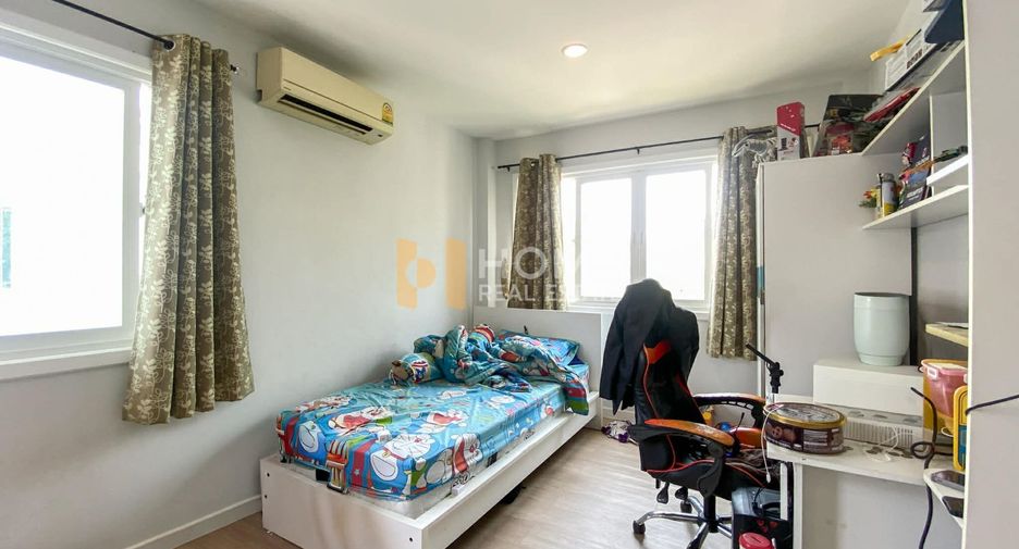 For sale 3 bedrooms house in Bang Khae, Bangkok
