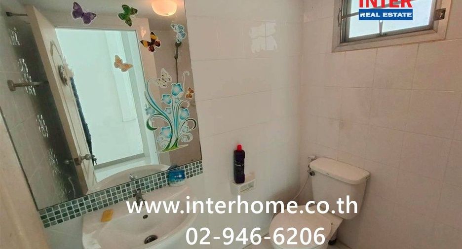 For sale 3 bedrooms townhouse in Sai Mai, Bangkok