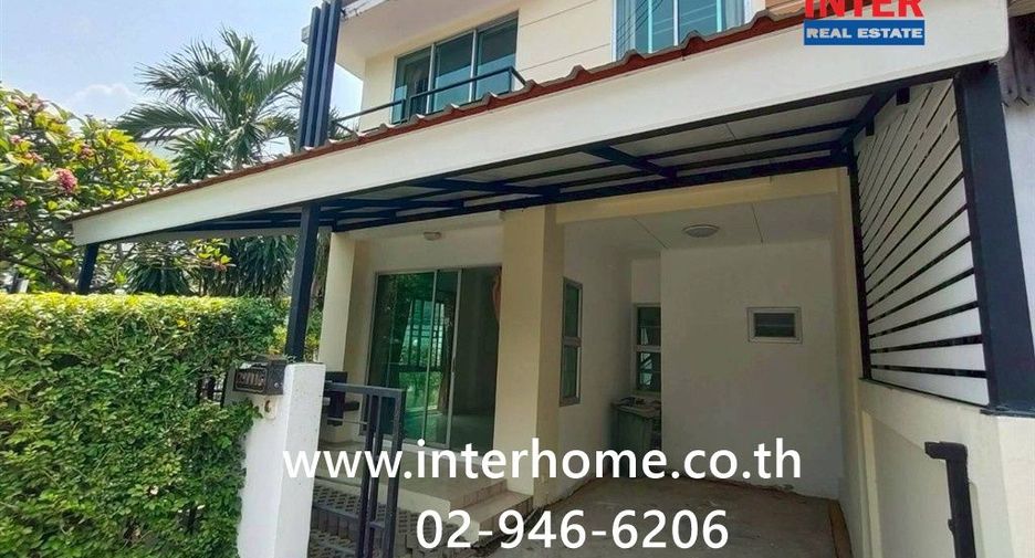 For sale 3 bedrooms townhouse in Sai Mai, Bangkok
