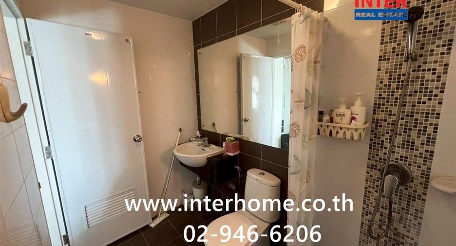 For sale 3 bedrooms townhouse in Bang Kapi, Bangkok