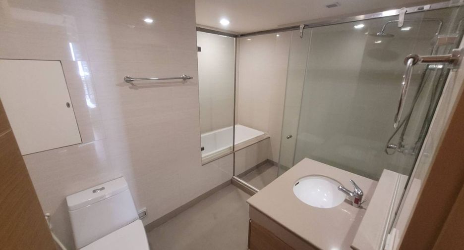 Wohnung zur Miete mit 2 Zimmer in Khlong Toei, Bangkok