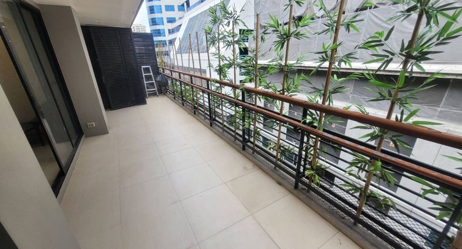Wohnung zur Miete mit 2 Zimmer in Khlong Toei, Bangkok