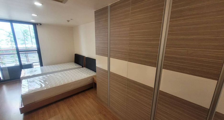 Wohnung zur Miete mit 2 Zimmer in Khlong Toei, Bangkok