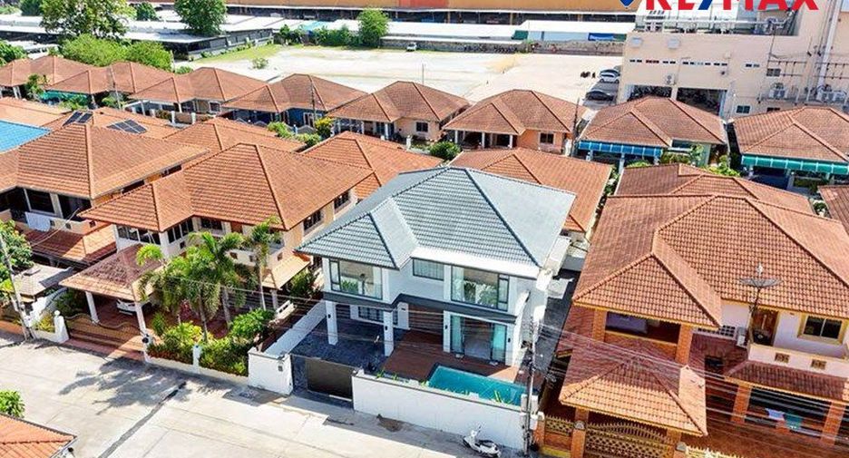 Haus zum Kauf mit 6 Zimmer in East Pattaya, Pattaya