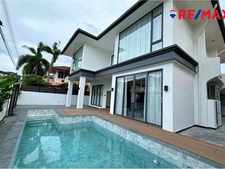 For sale 6 ベッドルーム house in Bang Lamung, Chonburi