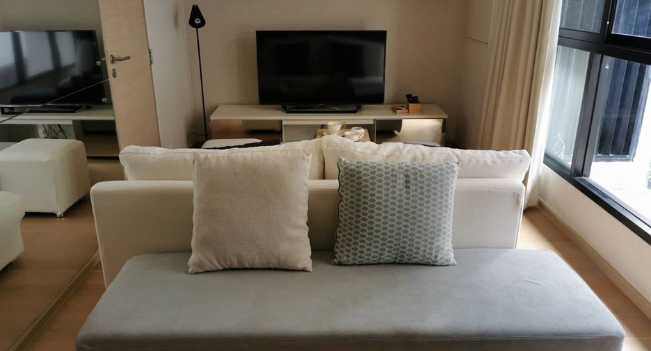Condo en alquiler y en venta de 2 habitaciones en Khlong Toei, Bangkok