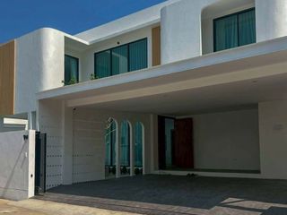 For Rent 4 Bedroom Villa In Hang Dong, Chiang Mai