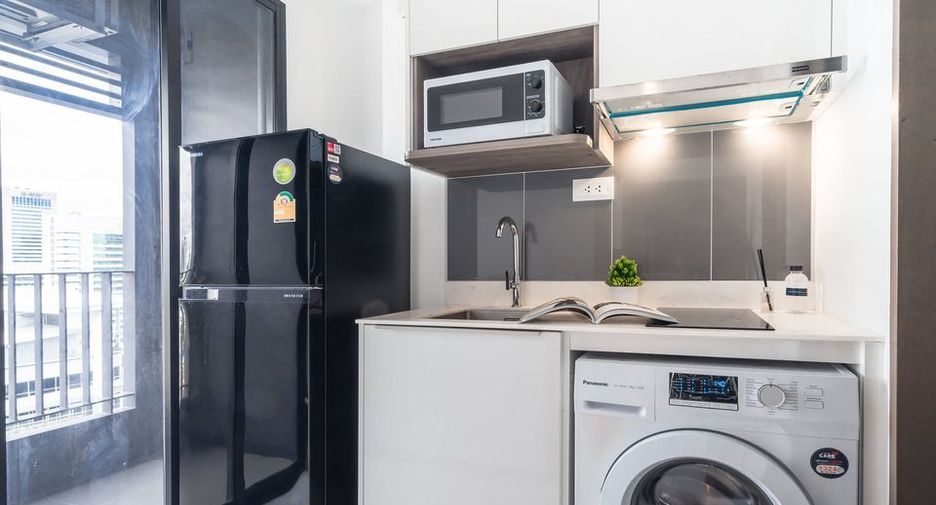 For rent スタジオ condo in Watthana, Bangkok