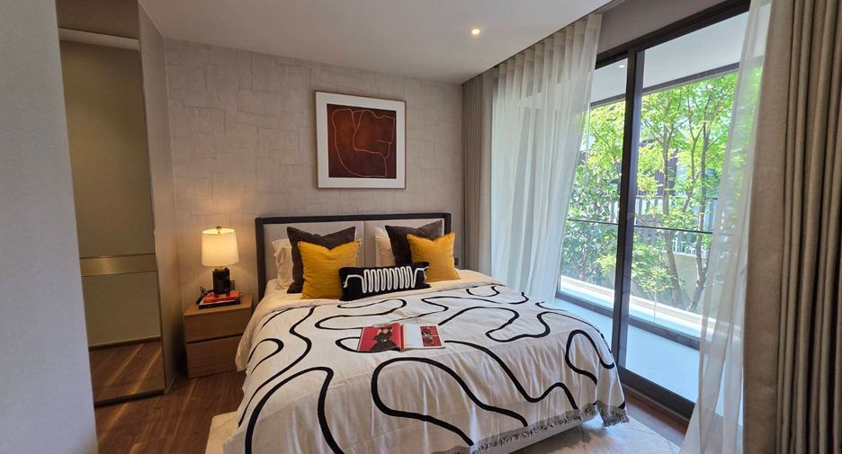 For sale 1 bed condo in Khlong Toei, Bangkok
