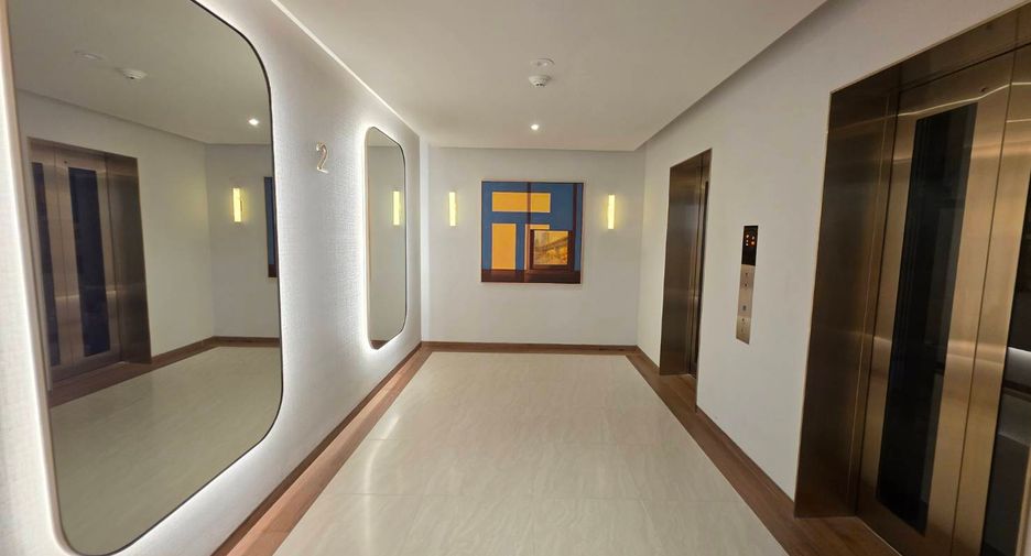 For sale 1 bed condo in Khlong Toei, Bangkok