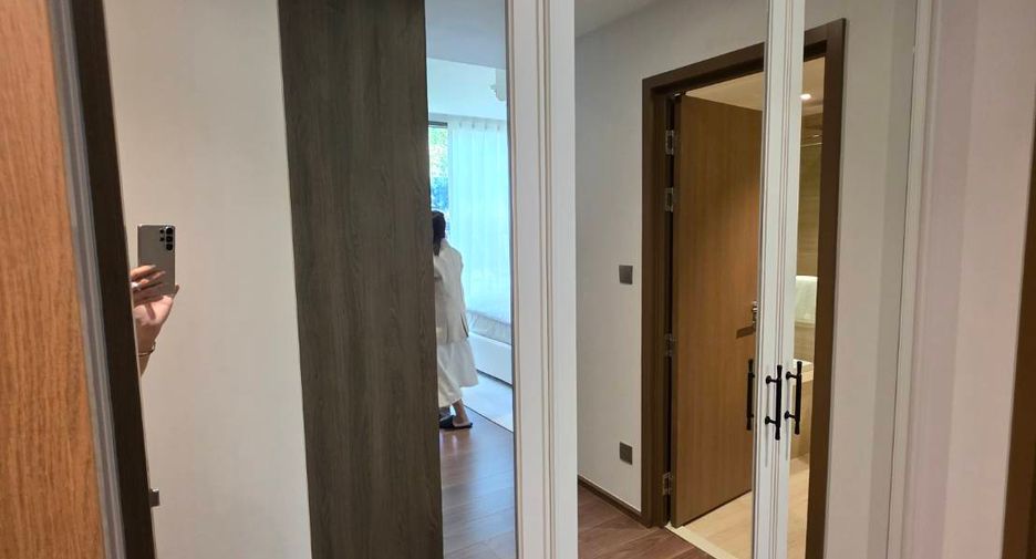 For sale 2 bedrooms condo in Khlong Toei, Bangkok