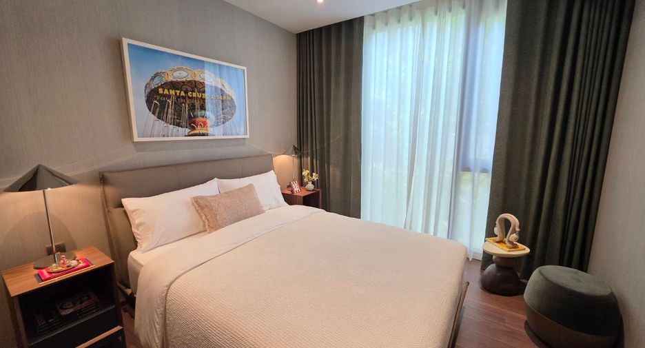 For sale 2 bedrooms condo in Khlong Toei, Bangkok