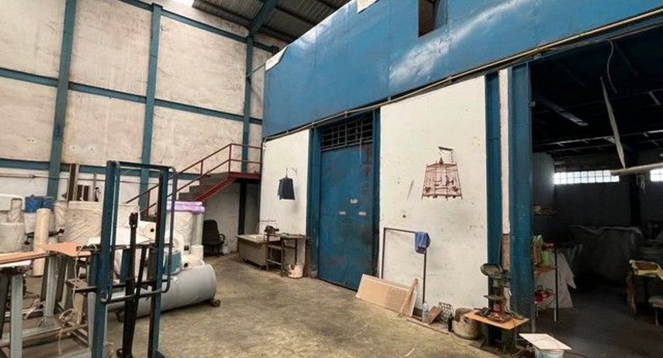 Lagerhaus zur Miete mit 1 Zimmer in Mueang Samut Sakhon, Samut Sakhon