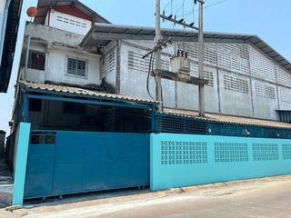 À louer 1 chambre entrepôt à Mueang Samut Sakhon, Samut Sakhon