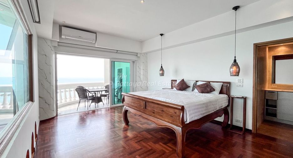 For sale 2 bedrooms condo in North Pattaya, Pattaya