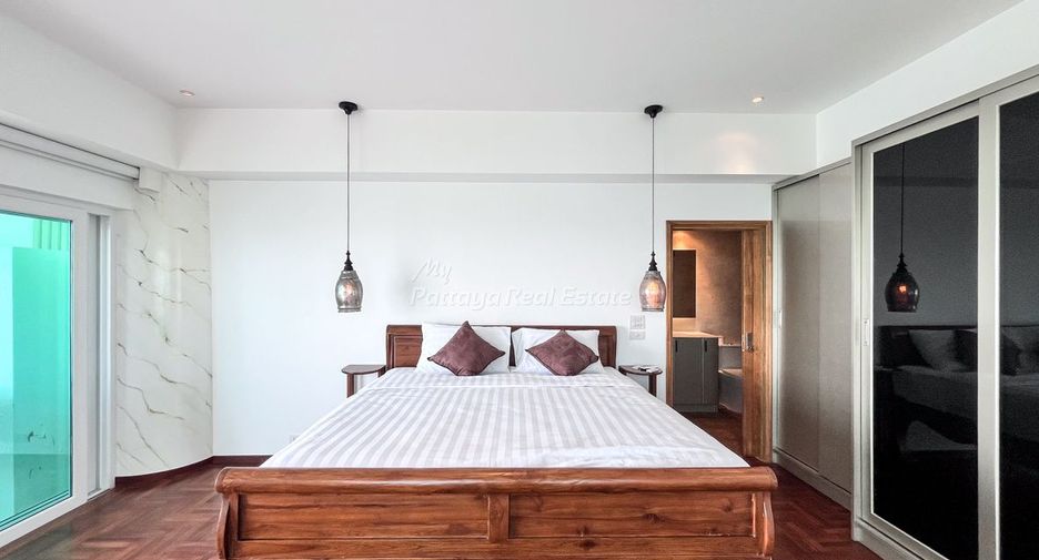 For sale 2 bedrooms condo in North Pattaya, Pattaya