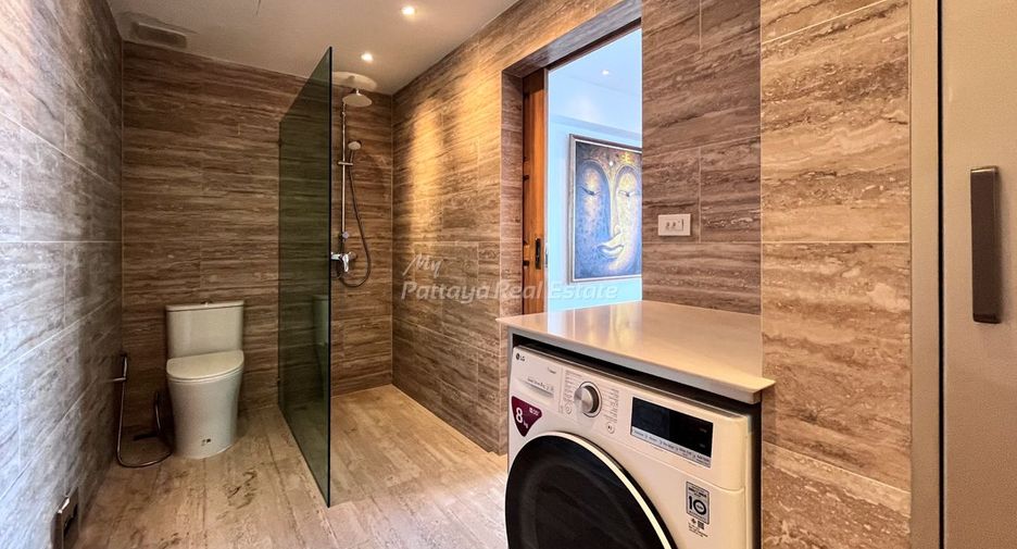 For sale 2 bedrooms condo in North Pattaya, Pattaya