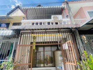 For Rent 2 Bedroom Townhouse In Mueang Chiang Mai
