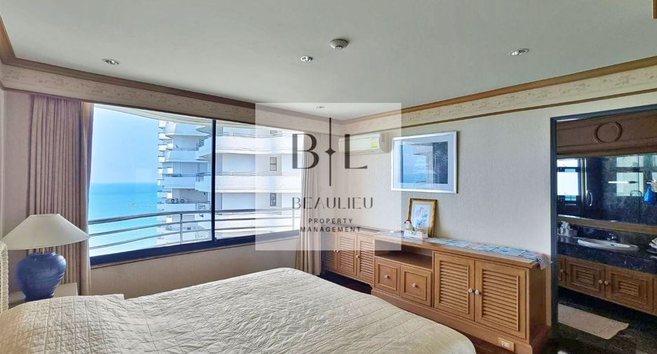 À vendre 3 chambres condo à Pratumnak, Pattaya