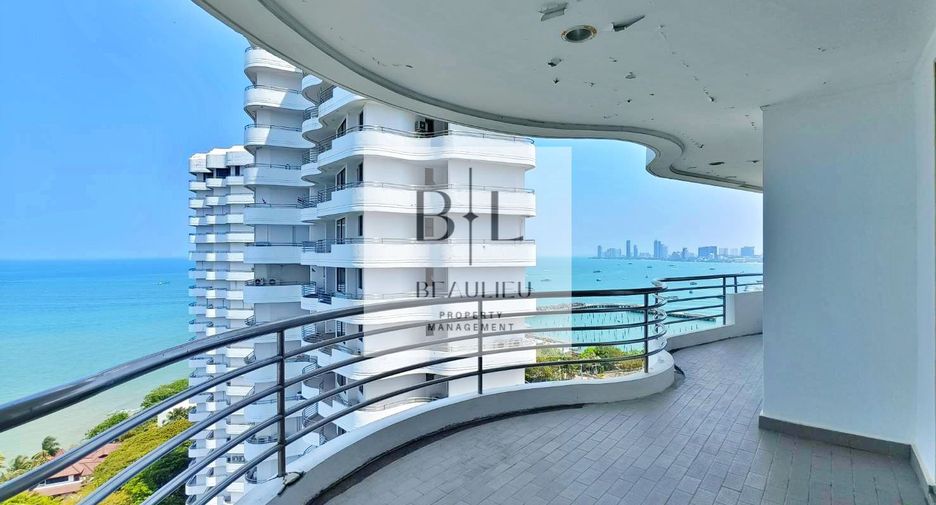 À vendre 3 chambres condo à Pratumnak, Pattaya