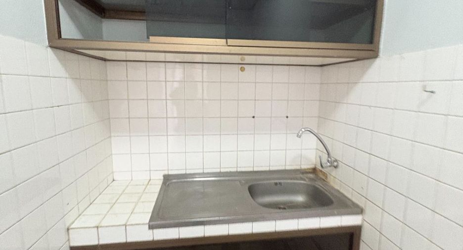 Oficina en alquiler en Sathon, Bangkok