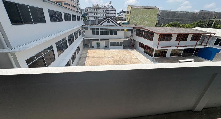 Oficina en alquiler en Sathon, Bangkok