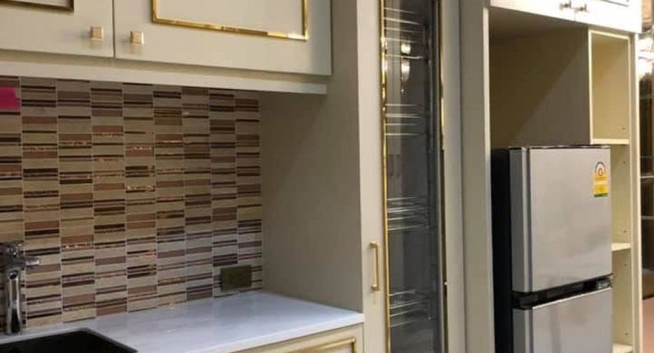 For sale 1 bed condo in Watthana, Bangkok