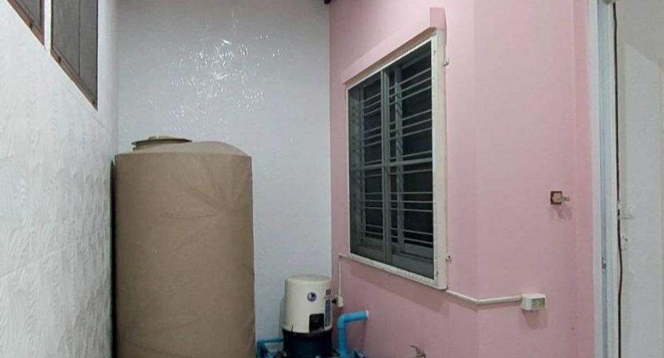 For sale 3 bedrooms townhouse in Chom Thong, Bangkok