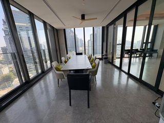 For sale 4 bedrooms condo in Khlong Toei, Bangkok