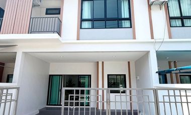 For rent 3 bedrooms house in Bang Lamung, Chonburi