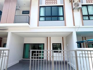 For Rent 3 Bedroom House In Bang Lamung, Chonburi