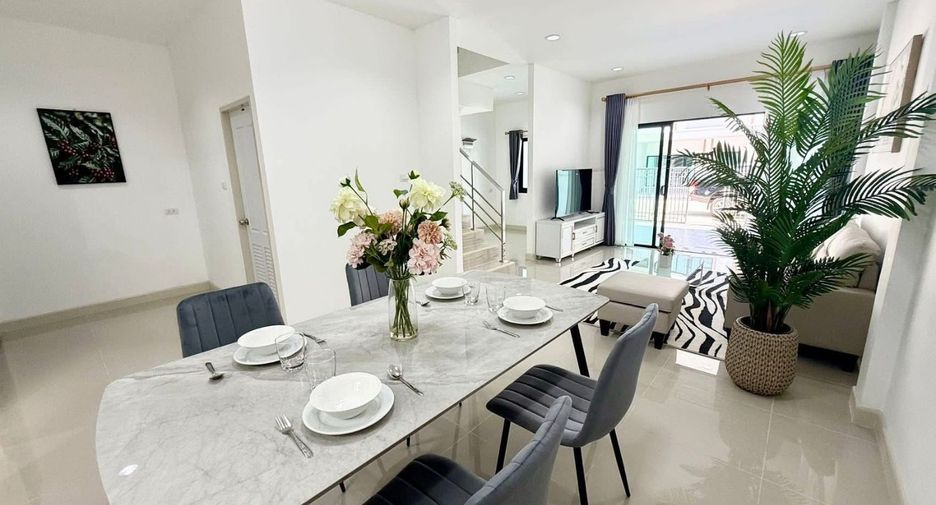 For rent 3 bedrooms house in Bang Lamung, Chonburi