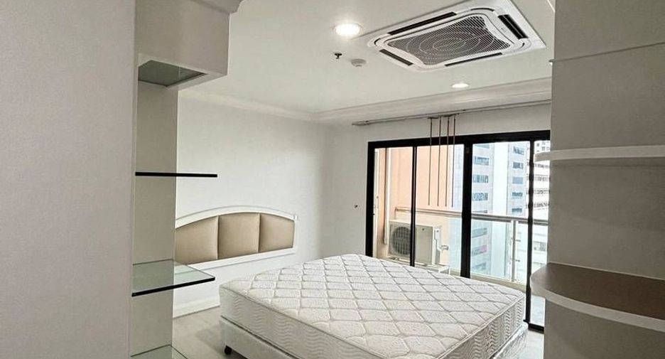 For rent 3 ベッドルーム condo in Watthana, Bangkok