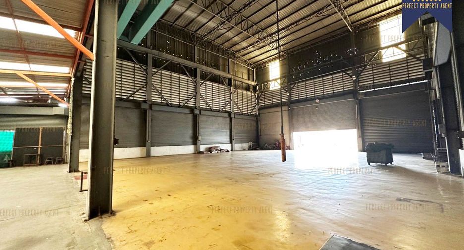 For sale 2 bedrooms warehouse in Bang Khun Thian, Bangkok